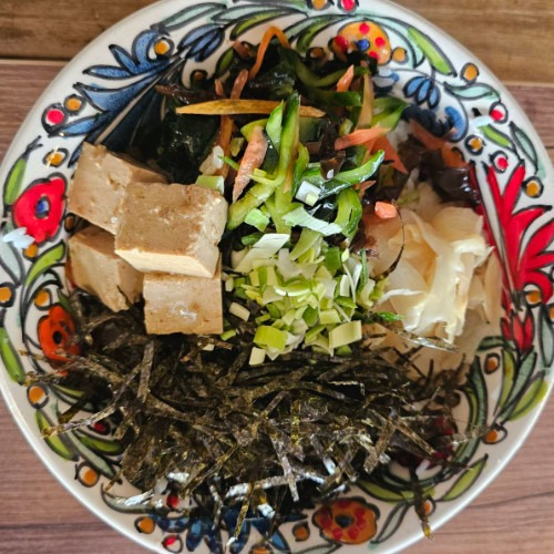 Donburi Tofu Veggie (Vegetarian Tofu Bowl)